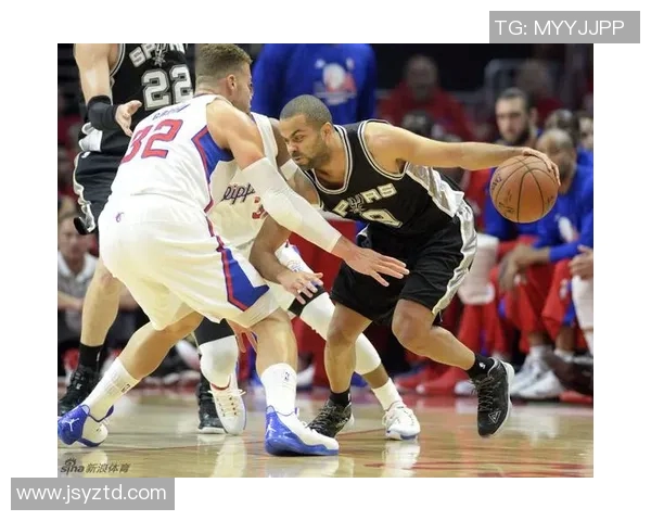 马重阳精彩解说快船与马刺激战全场精彩瞬间回顾与分析