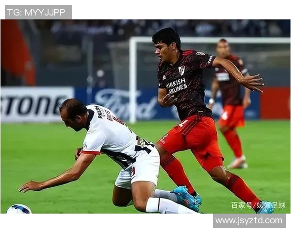 山口雷诺法与甲府风林的激烈对决展现足球魅力与团队精神