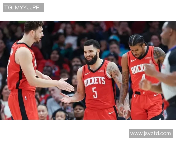 夏季联赛男篮对决热火队精彩瞬间回顾与赛后分析