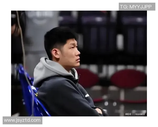 胡金秋：从青涩新星到CBA赛场的绝对核心，见证篮球梦想的成长之路